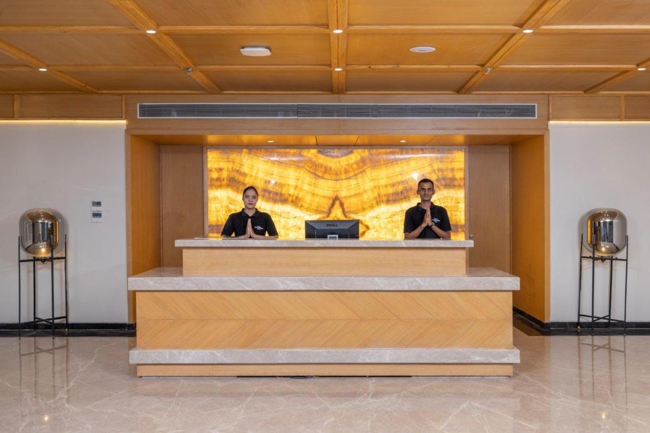 Sarovar Portico Morbi Εξωτερικό φωτογραφία
