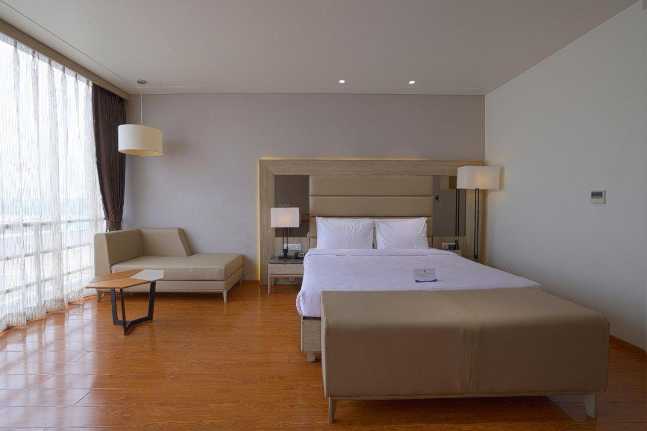 Sarovar Portico Morbi Εξωτερικό φωτογραφία