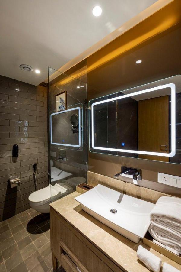 Sarovar Portico Morbi Εξωτερικό φωτογραφία