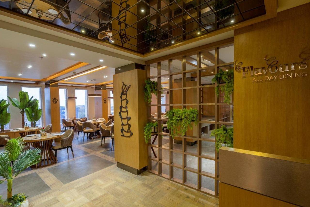 Sarovar Portico Morbi Εξωτερικό φωτογραφία