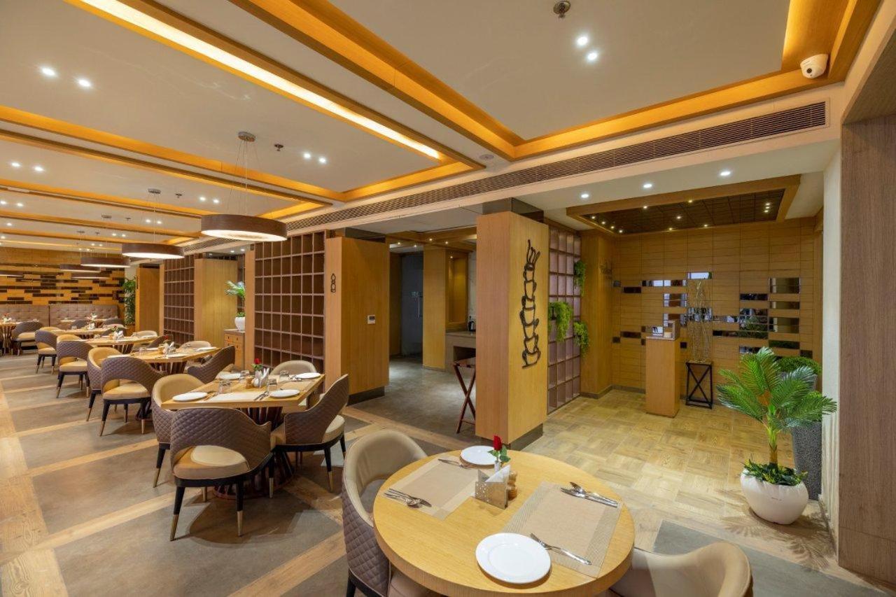 Sarovar Portico Morbi Εξωτερικό φωτογραφία
