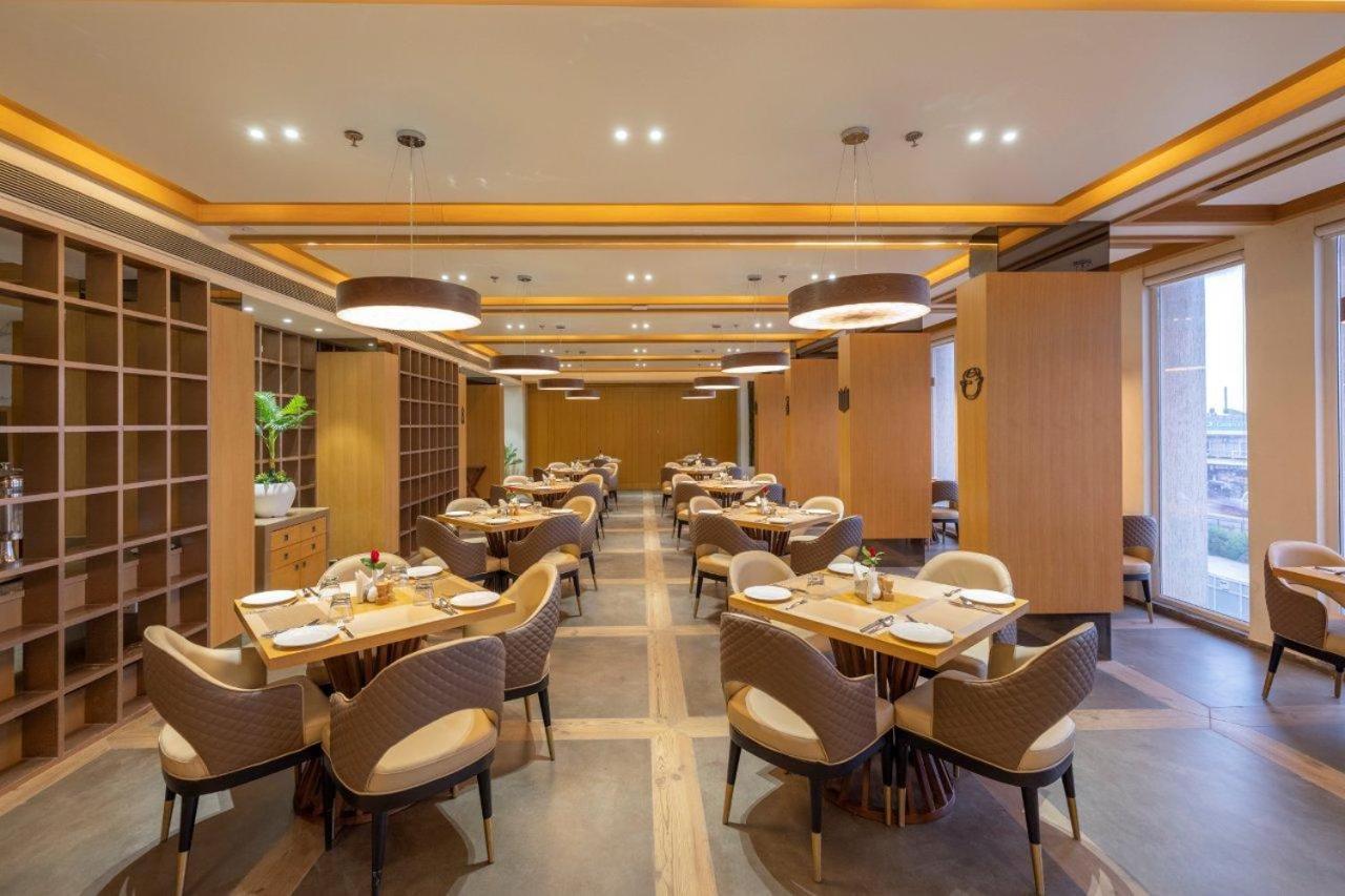 Sarovar Portico Morbi Εξωτερικό φωτογραφία